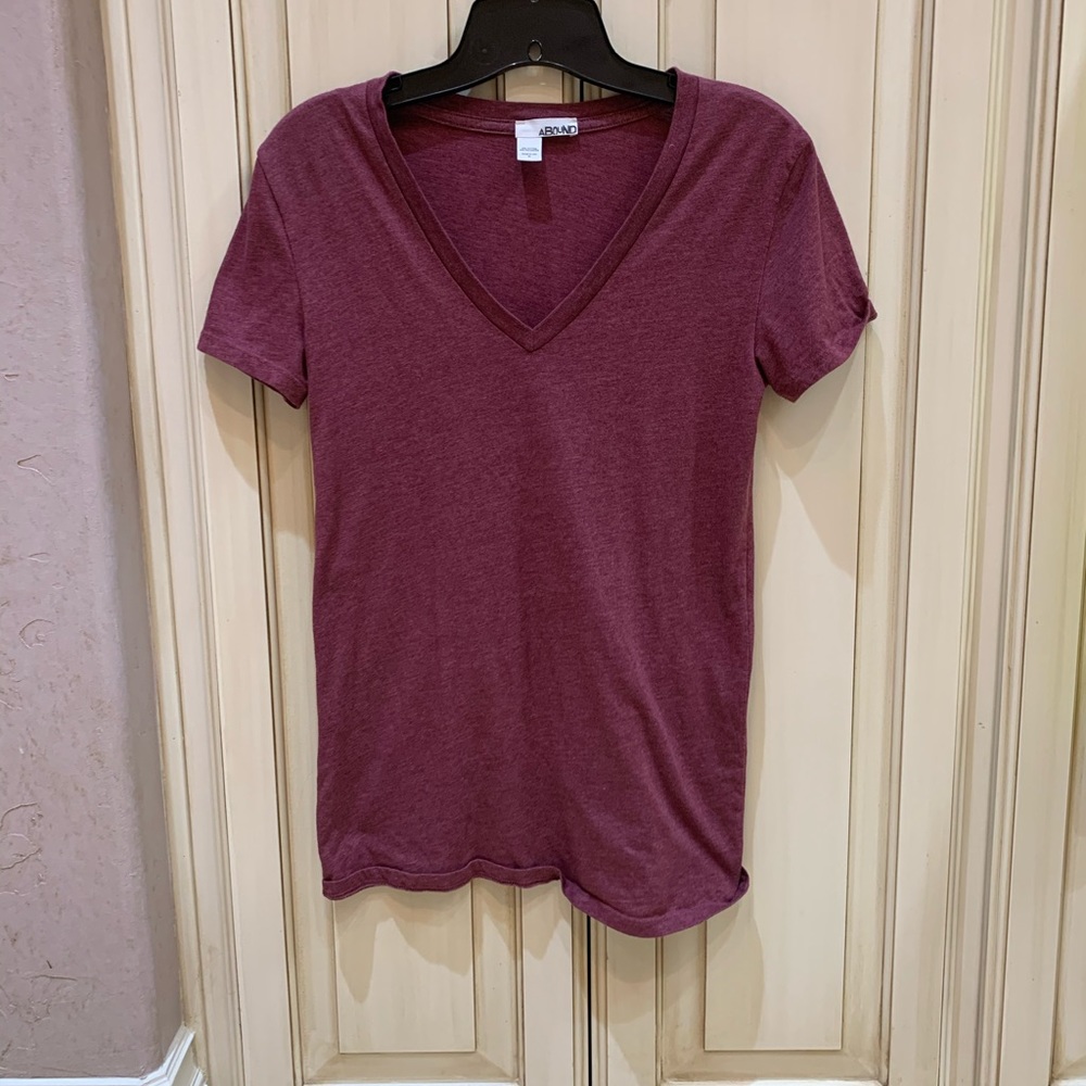 Abound Maroon Basic V-Neck Medium